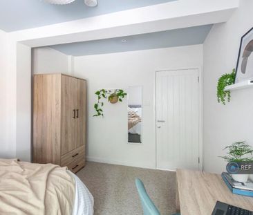 6 bedroom semi-detached house to rent - Photo 6