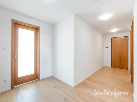 Pronájem bytu 3+kk 92 m2 - Photo 2