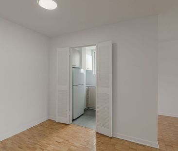 1975 de Maisonneuve - Photo 1