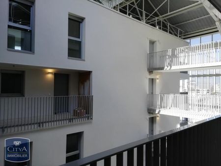 Location Appartement 3 pièces 66m² BORDEAUX 33000 - Photo 2