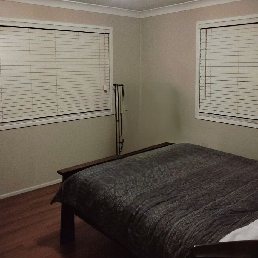 Mendooran - Photo 1