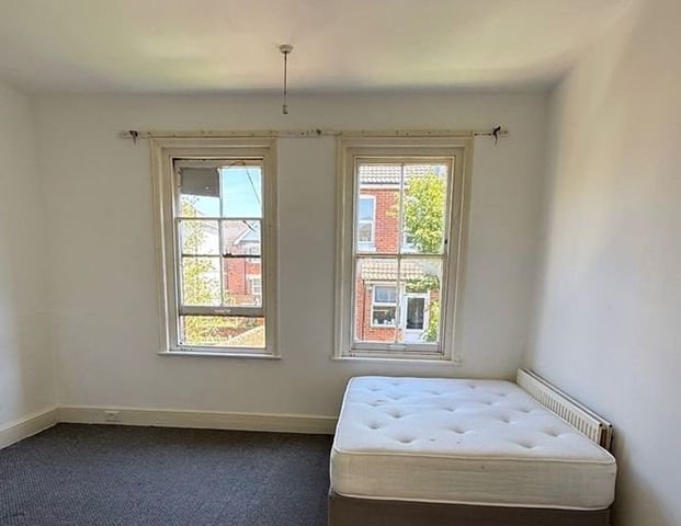 Room in a Shared House, Southampton, SO15 - Photo 1