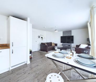 2 bedroom apartment to rent - Photo 5