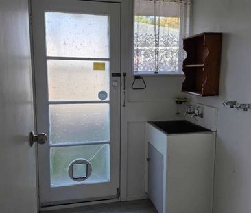 TIDY ON TILFORD - Photo 2