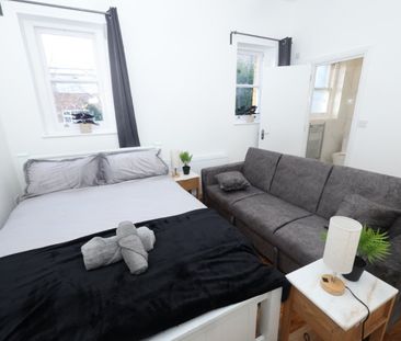 Room in a Shared Flat, Emmanuel House, CR2 - Photo 4
