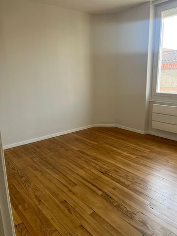 Location Appartement 3 pièces 74m² ALBI 81000 - Photo 4