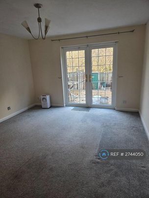 2 bedroom terraced house to rent - Photo 1