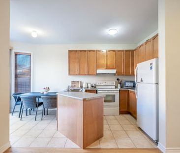 For Lease - 8 Stookes Crescent, Richmond Hill, Ontario - Photo 3