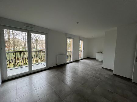 Location appartement 3 pièces, 63.00m², Ozoir-la-Ferrière - Photo 3