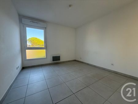 Location Appartement 2 pièces 43m² MONTPELLIER 34000 - Photo 3