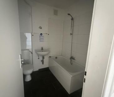 Bezugsfertige 2-Zimmer-Wohnung in Hagen Hohenlimburg mit modernen B... - Photo 5