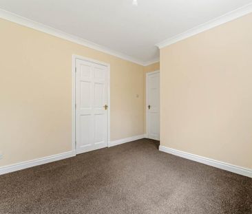 3 bedroom detached house to rent - Photo 4