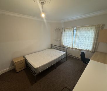 Eldon Street, The Groves - P2208 - Photo 5