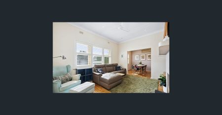 Perfectly Positioned So Close To Schools, Shops and Transport - Photo 4