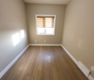 (PN530-1)Spacious 3-Bedroom Home + Two Dens in Walker Lakes — Edmon... - Photo 5