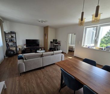 Pronájem bytu 2+kk 65 m² - Fotografie 2