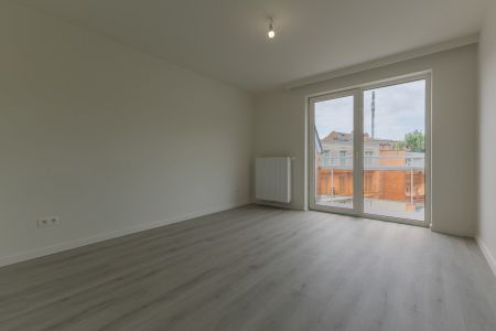 Appartement te huur in Sint-Agatha-Berchem - Photo 3