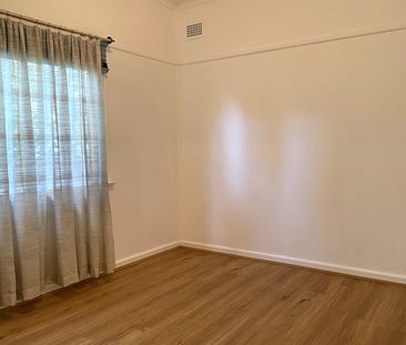 NEAT 2 BEDROOM HOME - Photo 3