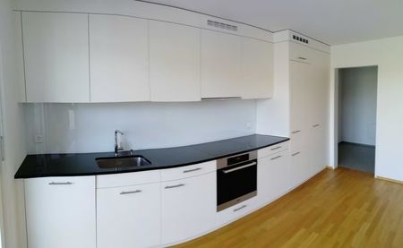 2.5 Zimmer, 76 m², 2. Stock - Photo 2