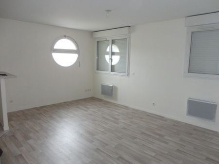 APPARTEMENT BEAUVAIS - 2 pièce(s) - 37.11 m2, - Photo 2