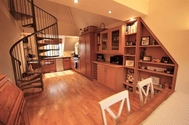 Chapel Lane, Spencers Wood, Reading, RG7 - Photo 1