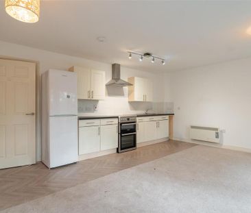 2 bedroom apartment to rent - Photo 5