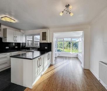 3 bedroom detached house to rent - Photo 5