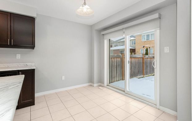 For Lease - 261 Gleave ( Upper Level) Terrace, Milton, Ontario - Photo 1