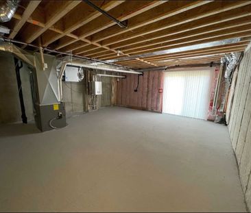 For Lease - 171 Lageer Drive, Whitchurch-Stouffville, Ontario - Photo 4