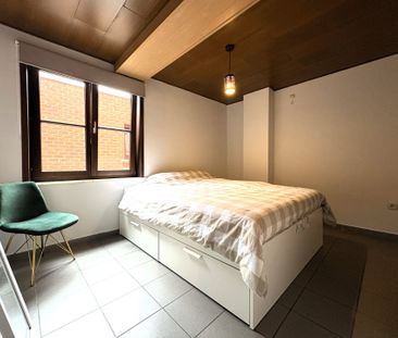 Ruim appartement met 4 slaapkamers en overdekte autostaanplaats - Photo 6