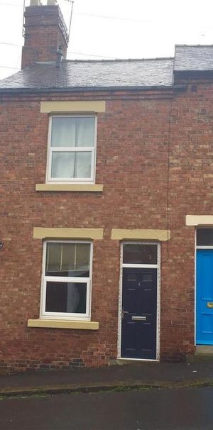 4 bedroom private hall to rent - Photo 1