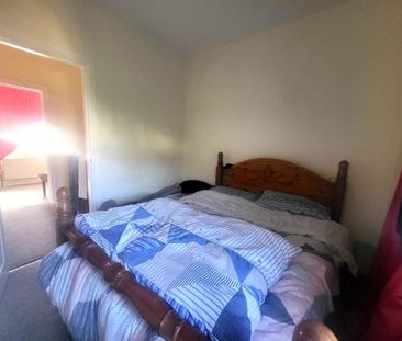 2 bedroom semi-detached house to rent - Photo 3