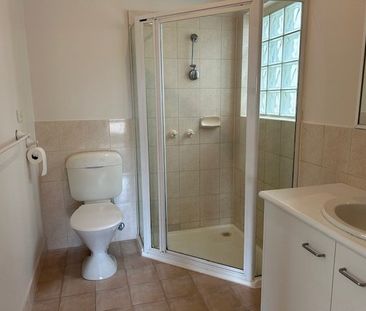 Stylish Apartment Steps from Templestowe Village - Photo 5