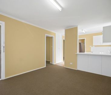 Central Two Bedroom Unit - Photo 2