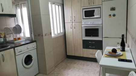 Room in shared apartment in Zaragoza - Photo 4