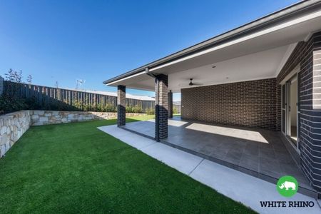 27 Baker Crescent, Googong - Photo 2