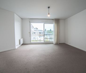 Location Appartement 2 pièces 52m² MONT ST AIGNAN 76130 - Photo 2