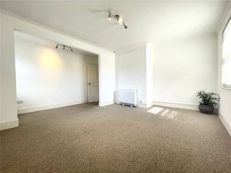 Poole Road, Bournemouth, BH2 - Photo 2