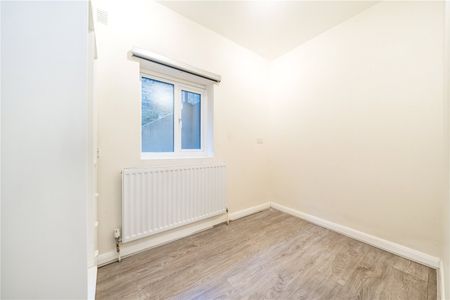 Gleneldon Road, Streatham, SW16, London - Photo 4