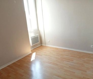 ST LAURENT SUR SAONE - F4 de 100.02 m² - Photo 2