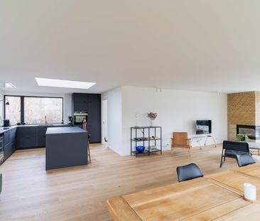 Rummelig og moderne villa i Værløse - Photo 3