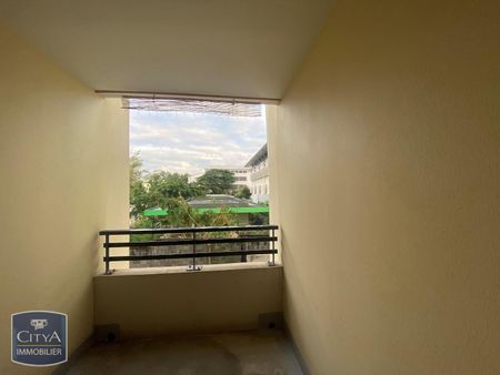 Location Appartement 1 pièce 30m² STE CLOTILDE 97490 - Photo 4