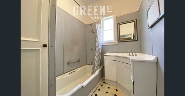 FOUR MONTH LEASE - Central Location - Photo 1