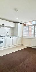 Dumpton Park Drive, Broadstairs, CT10 1RF, Kent - Photo 3