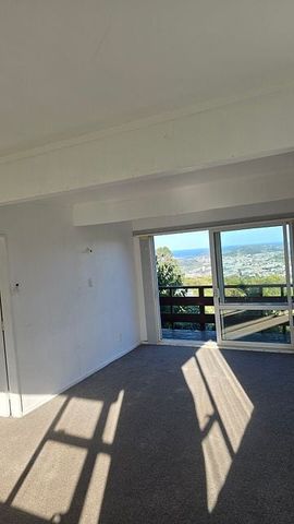 Charming 2BR Unit with Balcony! - Photo 5