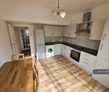 2 bedroom terraced house to rent - Photo 6