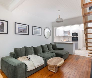 Historic laneway terrace with DA-approved plans - Photo 1