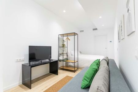 Carrer de Jordi de Sant Jordi, Valencia, Valencian Community 46022 - Photo 5