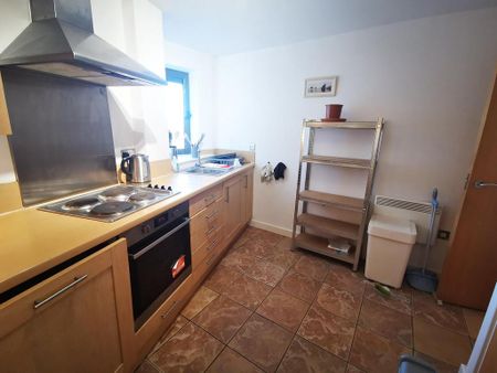 2 bedroom apartment to rent - Photo 5