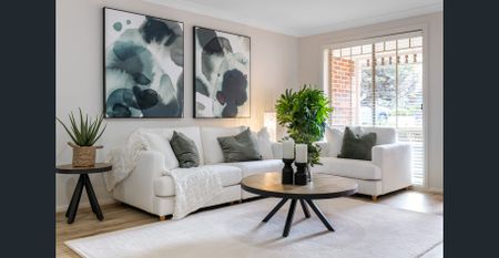 Convenient, Light Filled Abode - Photo 2